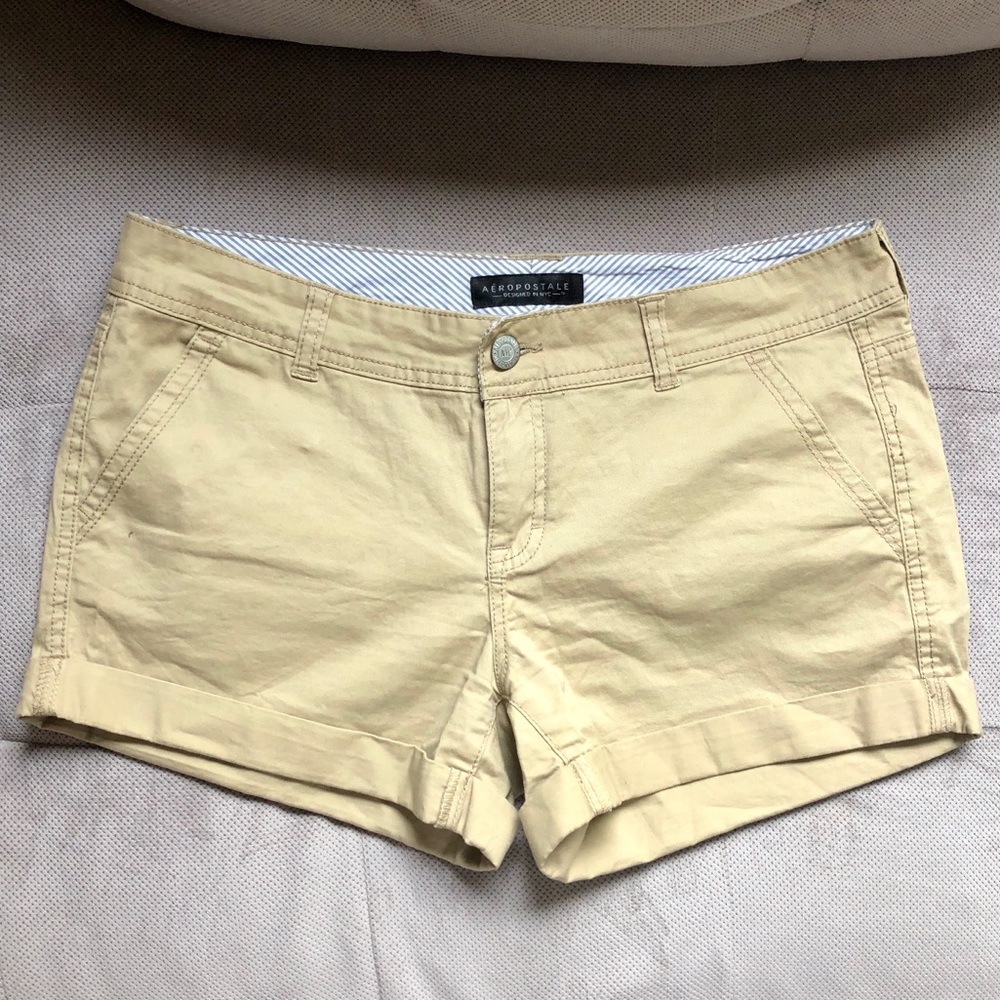 Aeropostale Cuffed Twill Khaki Shorts